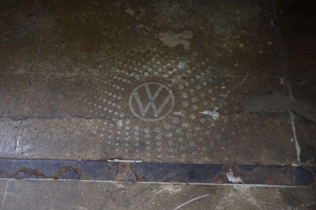 New 2026 White Volkswagen 2.0T SEL R-Line Turbo image 38