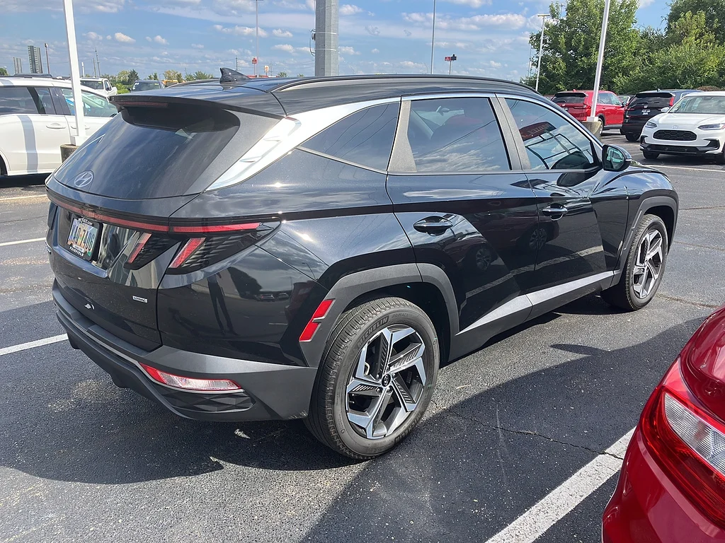 Used 2023 Phantom Black Pearl Hyundai SEL image 40