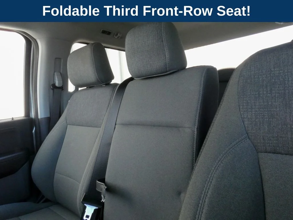 Used 2024 Silver Ford XLT image 27
