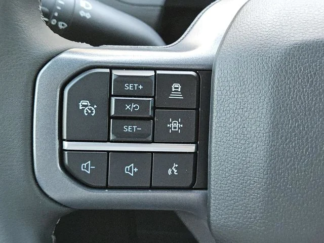 New 2026 Carbonized Gray Metallic Ford XLT image 17