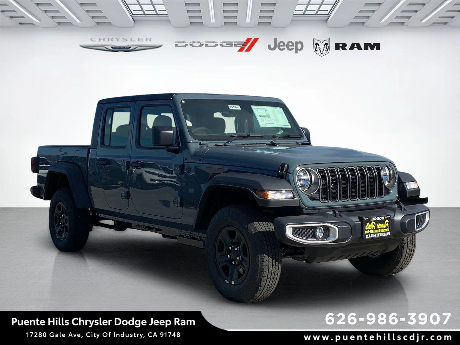 2026 Jeep Gladiator Sport Auto's photo
