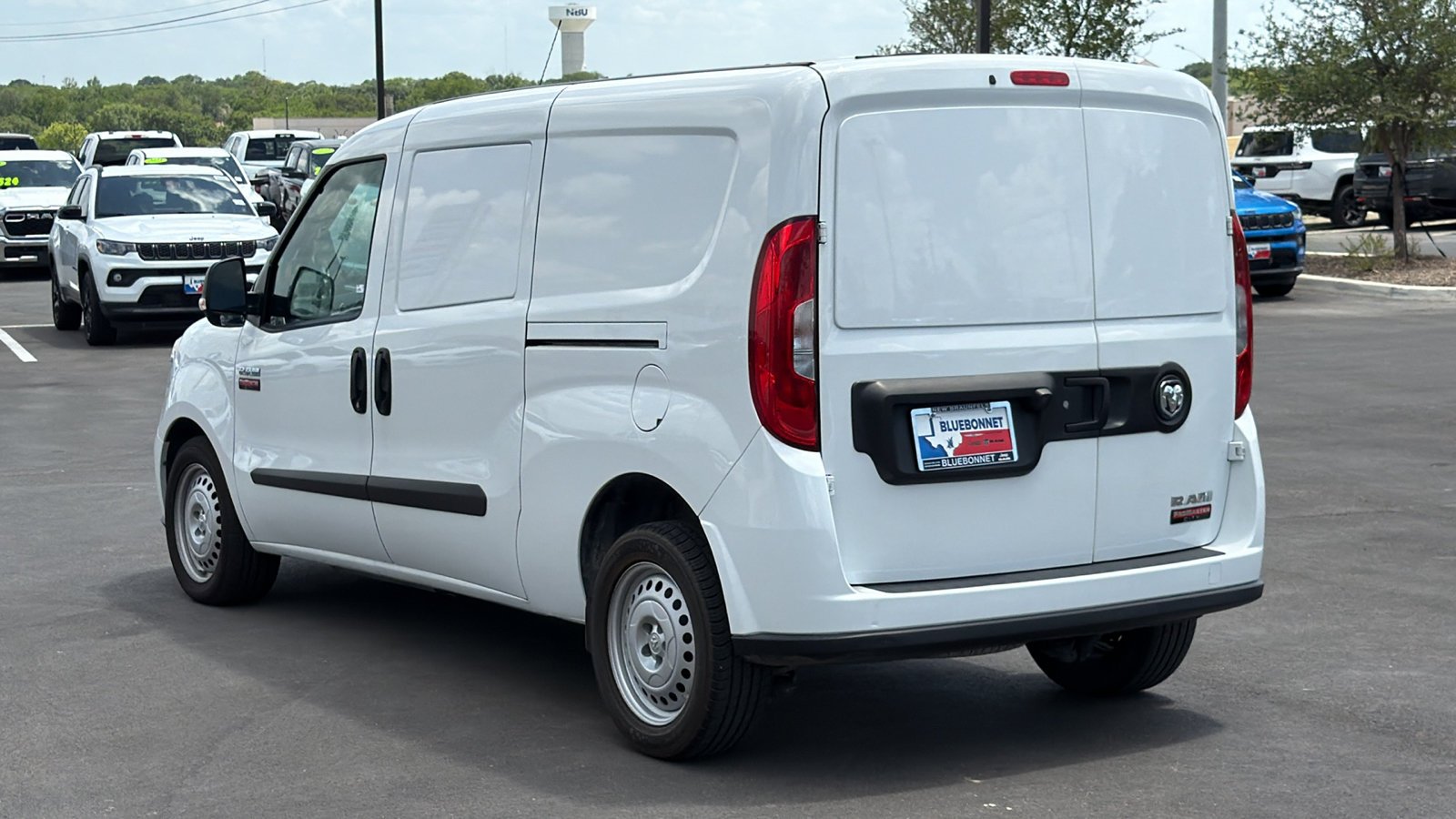 Used 2022 Bright White Ram Tradesman image 7