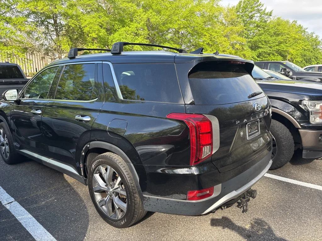 Used 2022 Black Hyundai SEL image 8