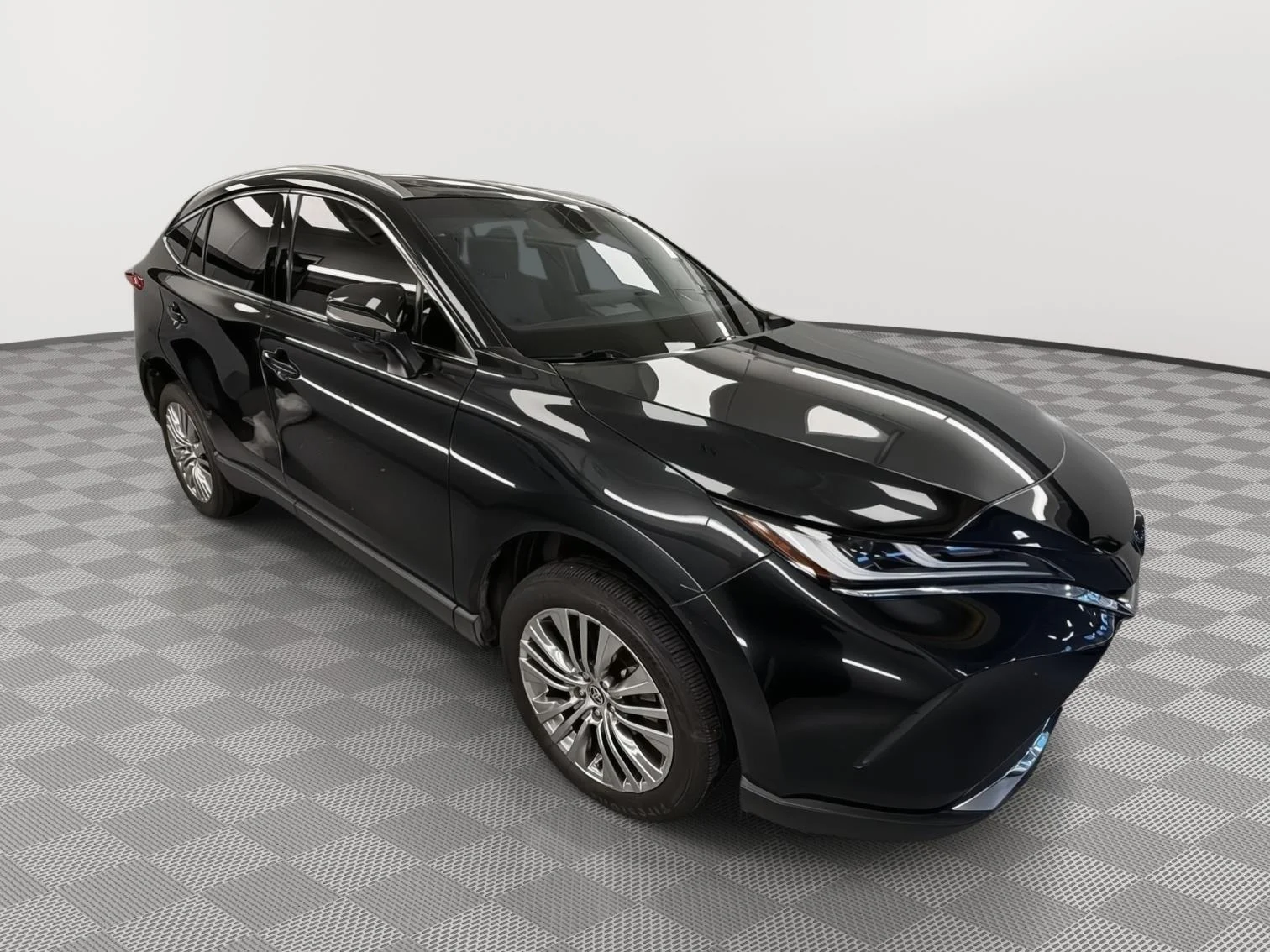 2022 Toyota Venza Limited Hybrid AWD's photo