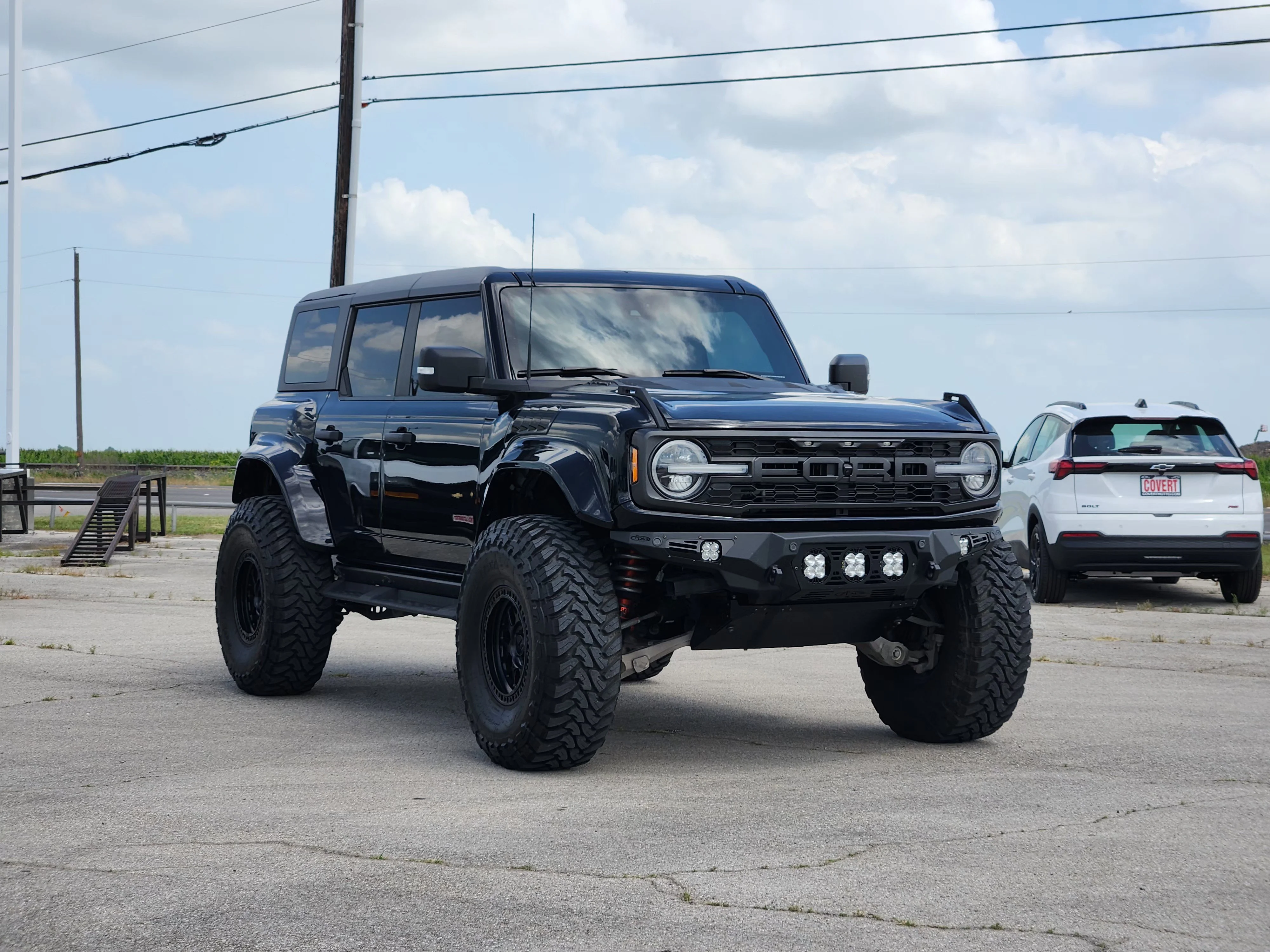 Used 2023  Ford Raptor image 3