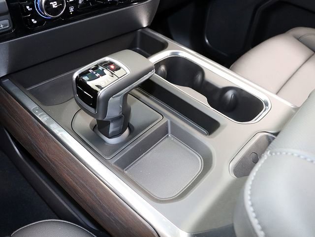2026 GMC Sierra 1500 SLT - Photo 23