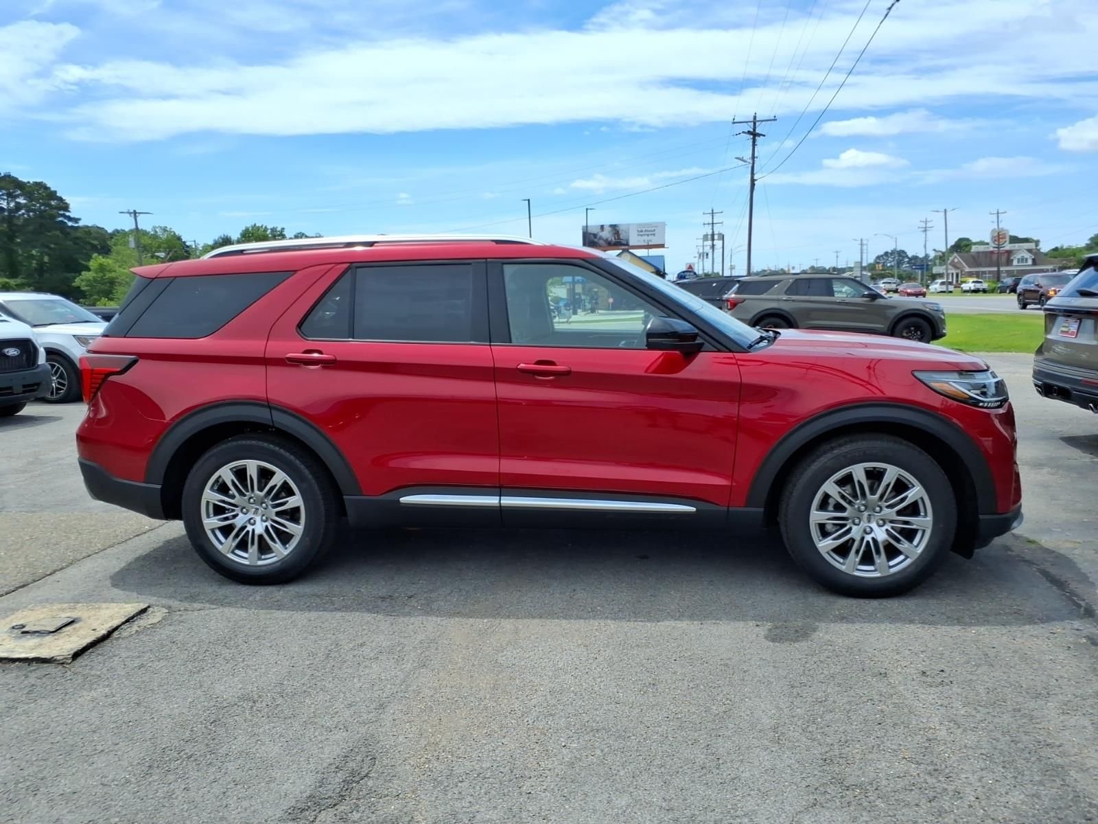 New 2026 Rapid Red Metallic Tinted Clearcoat Ford Platinum™ image 5