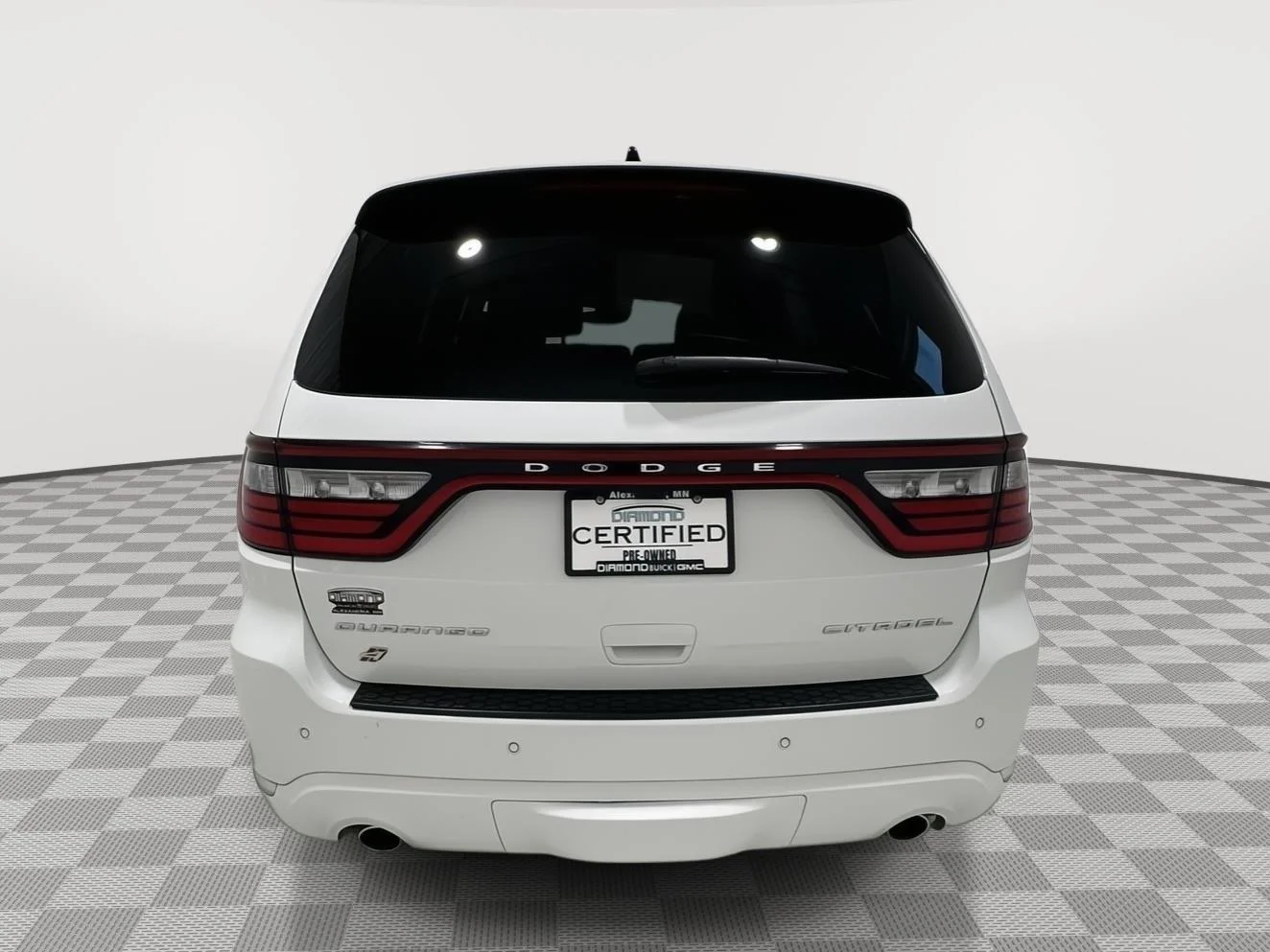 Used 2024 White Knuckle Dodge Citadel image 4