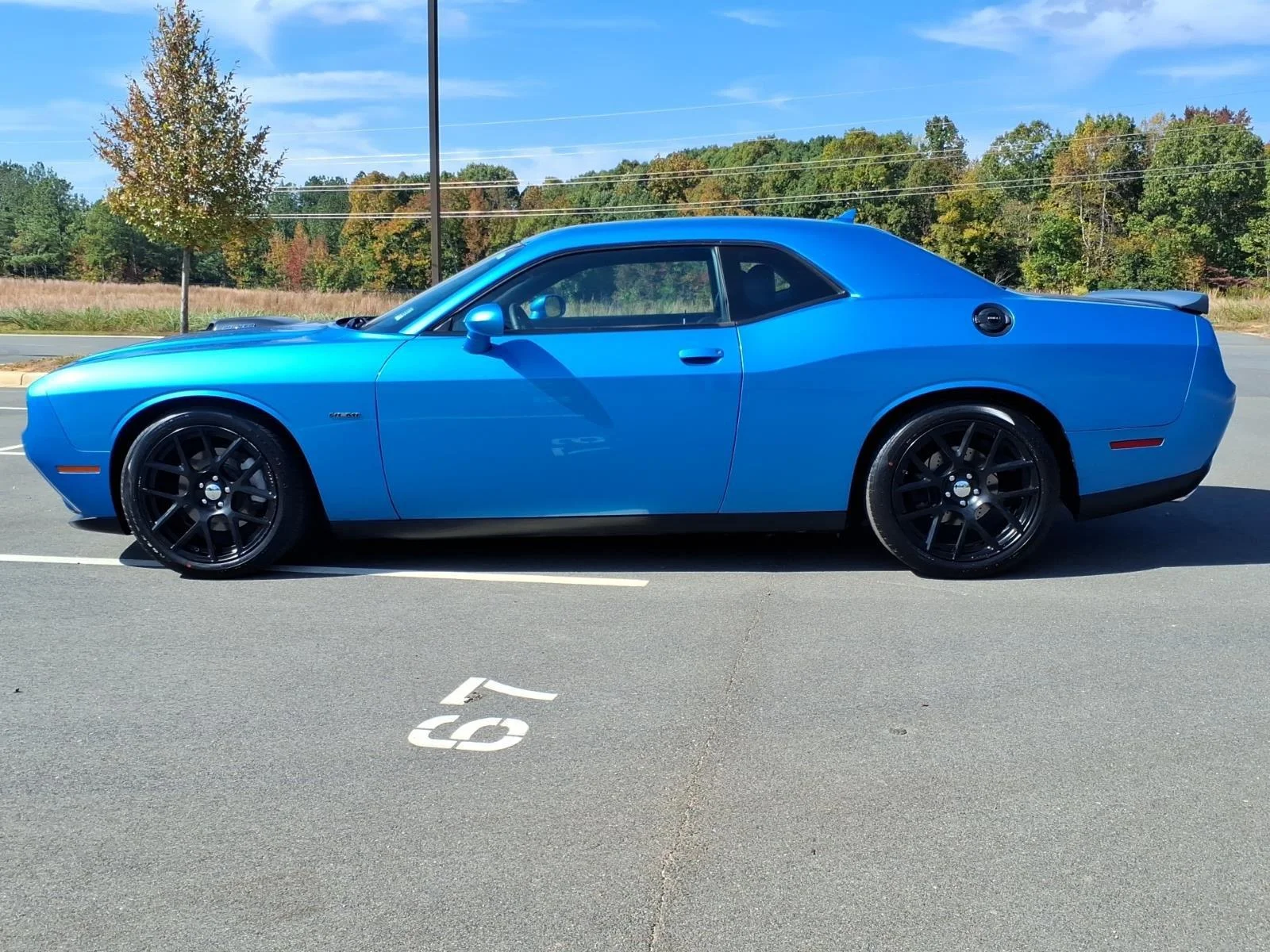 Used 2015 B5 Blue Pearl Coat Dodge R/T Plus Shaker image 3