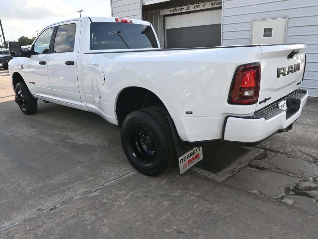 New 2026 Bright White Clear-Coat Exterior Paint RAM Big Horn image 21