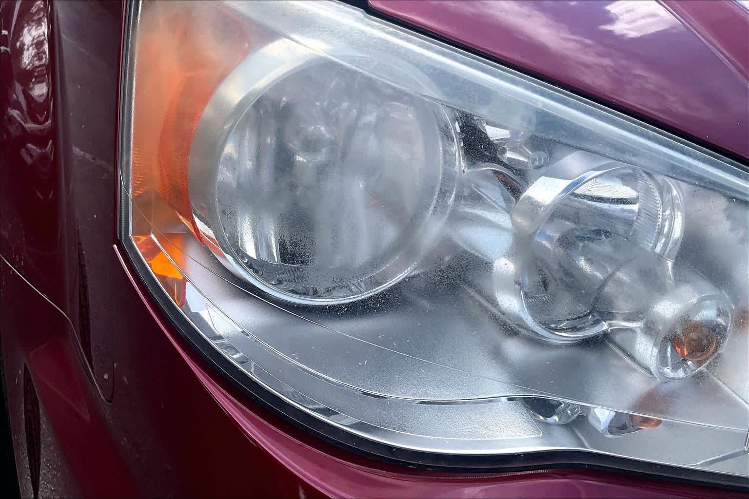 Used 2016 Deep Cherry Red Crystal Pearlcoat Chrysler Touring image 28