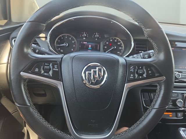 Used 2022 Ebony Twilight Metallic Buick Preferred image 19