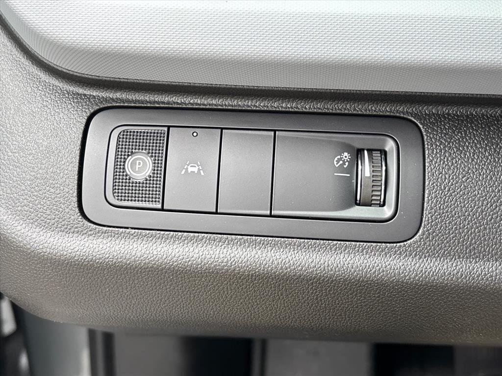 New 2027 Sterling Grey Metallic Chevrolet LT image 17