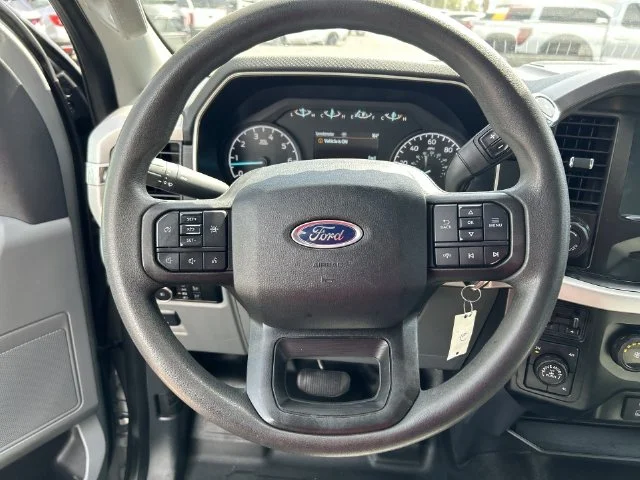 Used 2023 Silver Ford  image 9