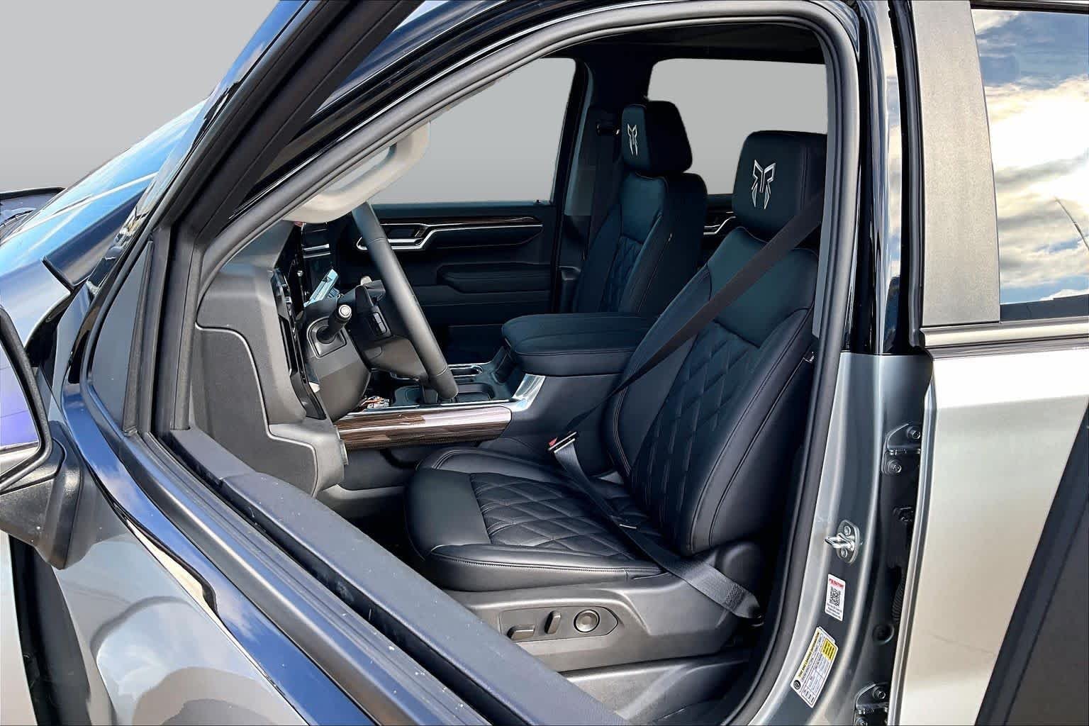 2026 Chevrolet Silverado 1500 RST - Photo 11