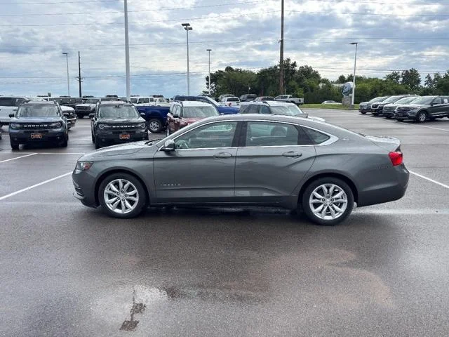 Used 2016 Heather Gray Metallic Chevrolet  image 6