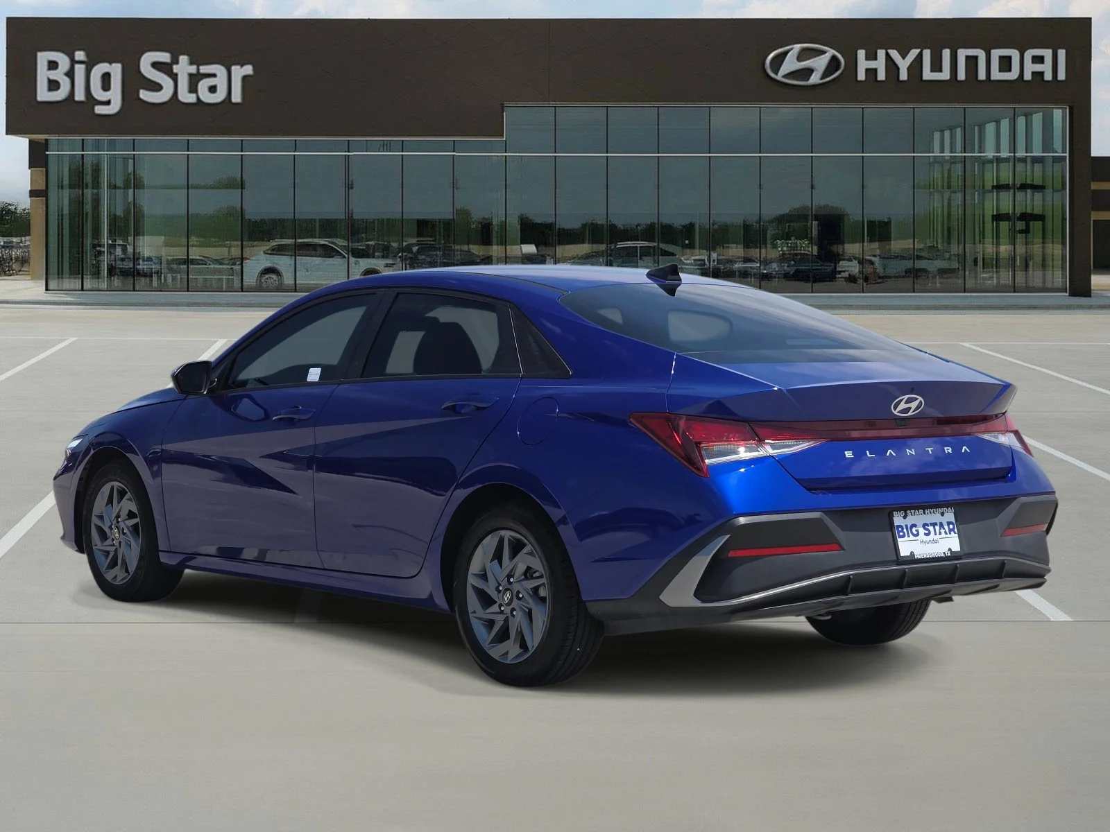 Used 2024 Intense Blue Hyundai SEL image 3