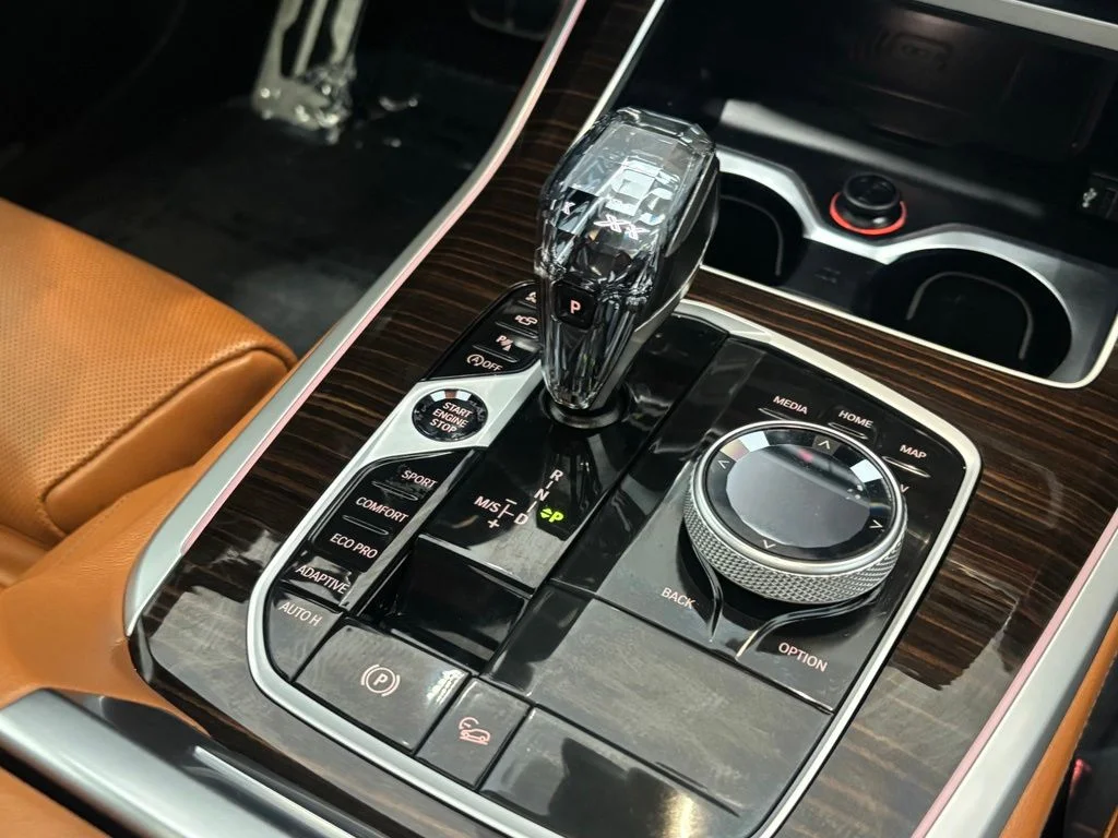 Used 2020 White BMW xDrive40i image 10