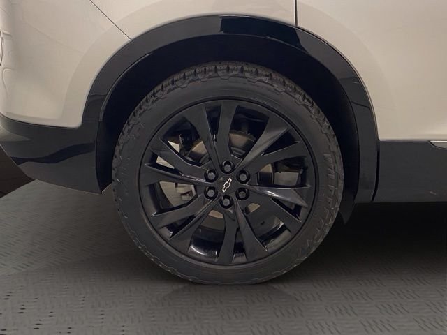 Used 2020 Silver Chevrolet RS image 39