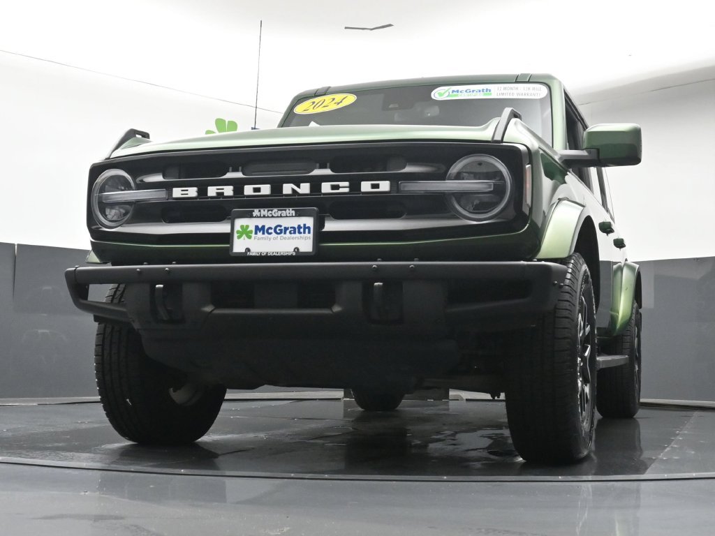 Used 2024 Green Ford Outer Banks image 7