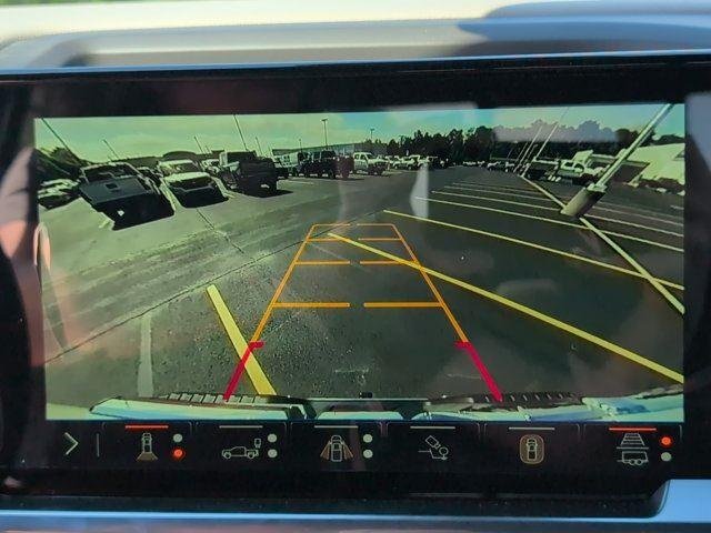 New 2026 Summit White GMC SLT image 46