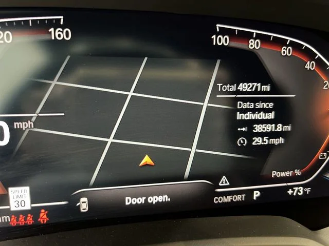 Certified Used 2021 White BMW xDrive40i image 11