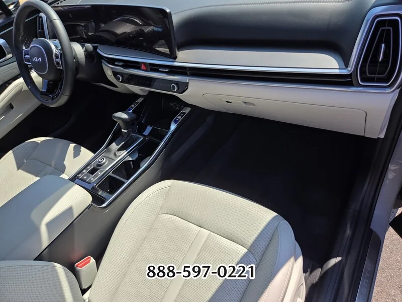 Used 2025 Gray KIA SX image 19