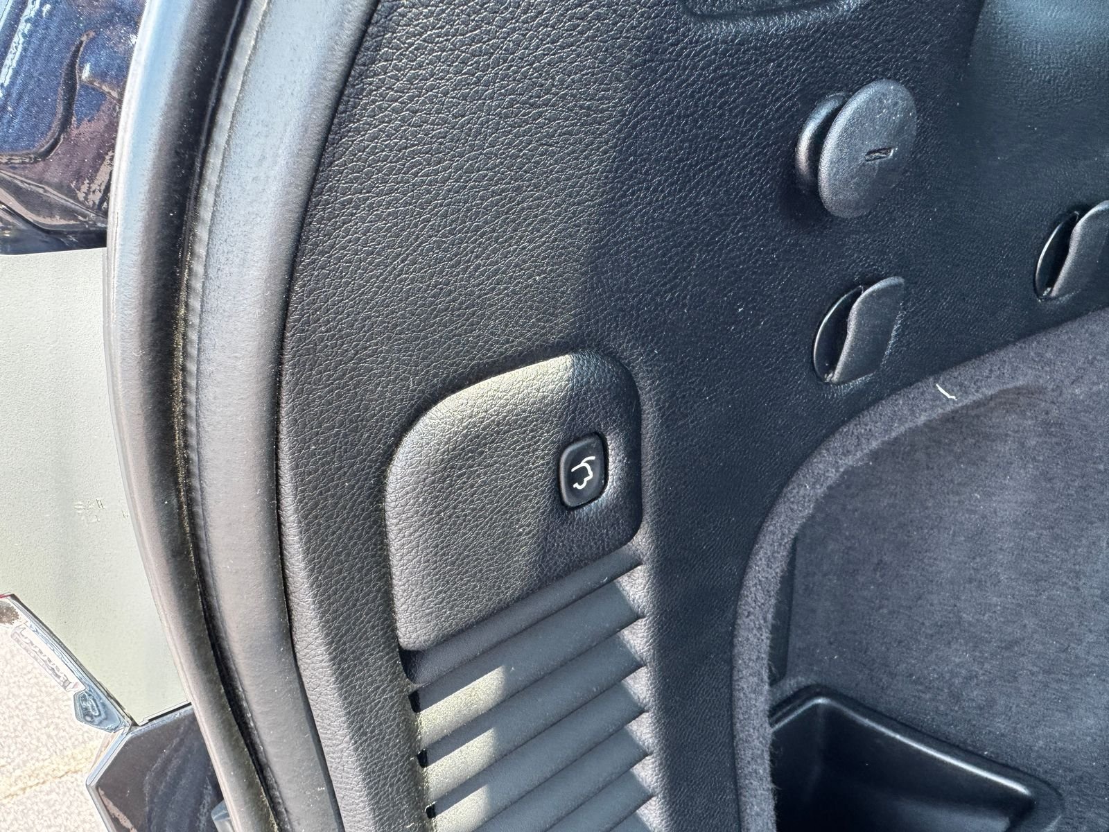 Used 2016 Steel Metallic JEEP Limited image 11