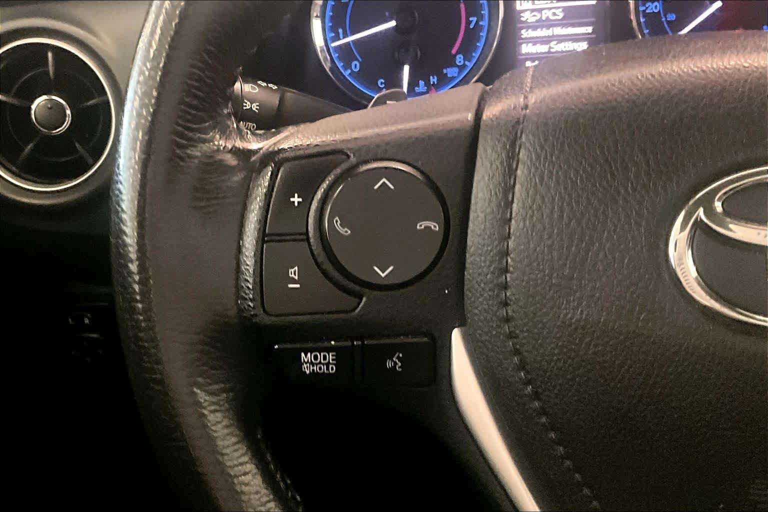 Used 2018 Black Sand Pearl Toyota SE image 22