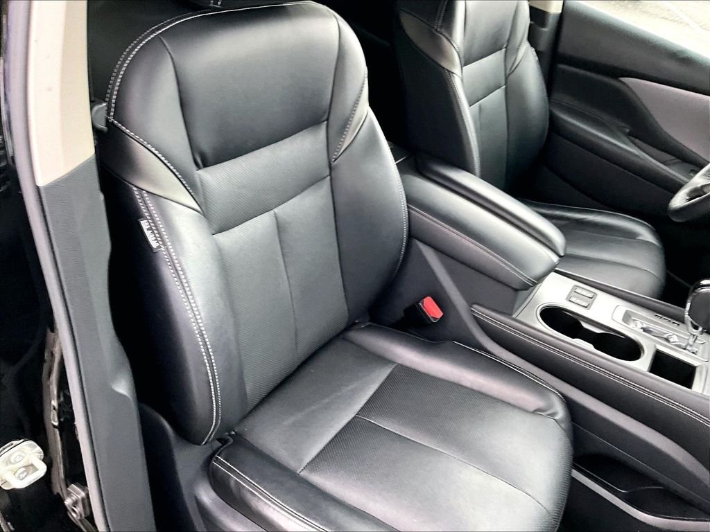 Used 2021 Black Nissan SL image 11