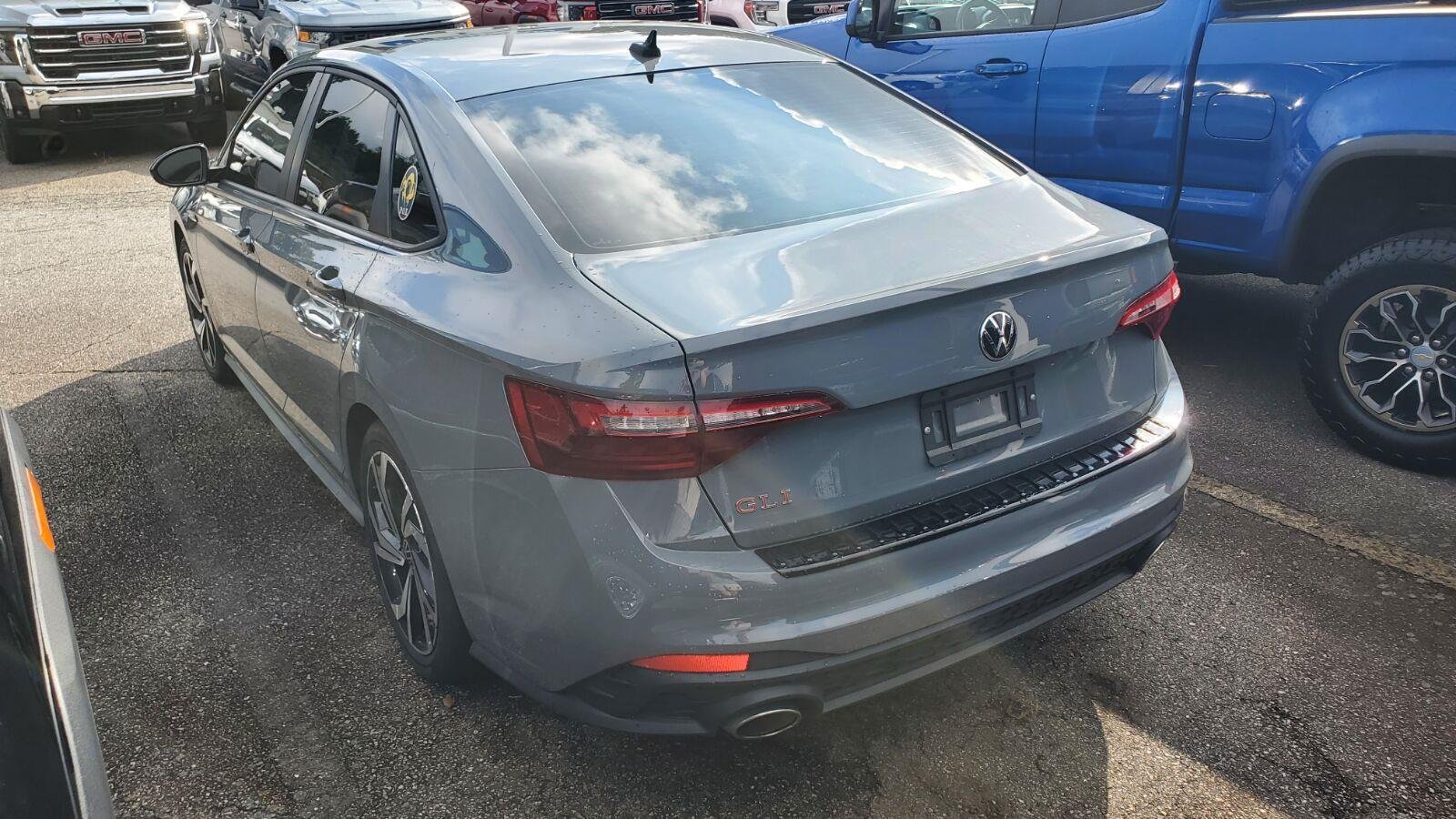 Used 2024 Pure Gray Volkswagen Autobahn image 8