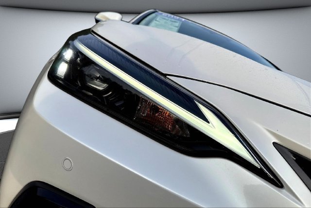 Used 2024 White Lexus 350h Premium image 34