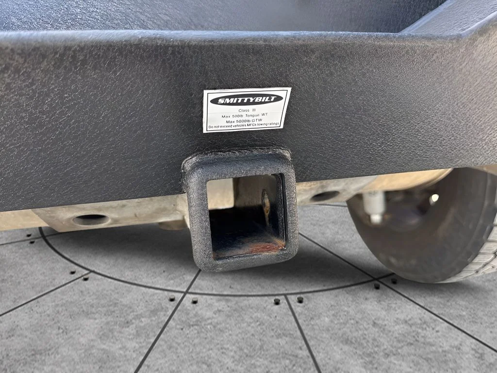 Used 2018 Gray Jeep Sport image 29