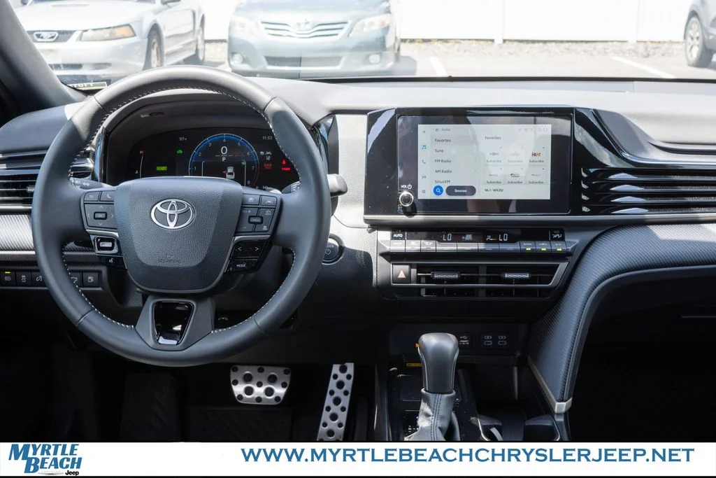 Used 2025 Ocean Toyota SE image 14