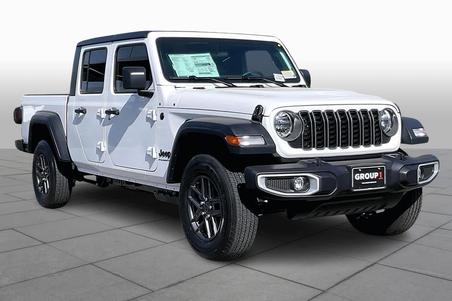 New 2026 Bright White Clear-Coat Exterior Paint Jeep Sport image 2