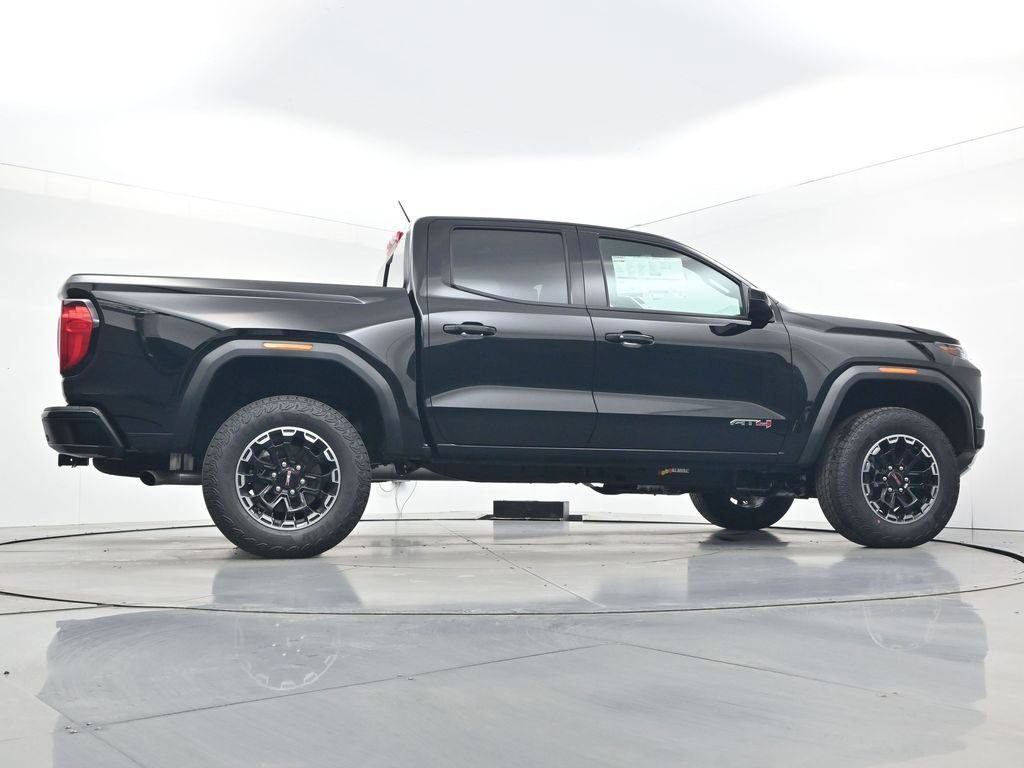 2026 GMC Canyon AT4 - Photo 28