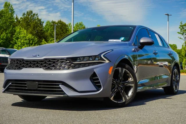 2021 Kia Optima EX FWD's photo