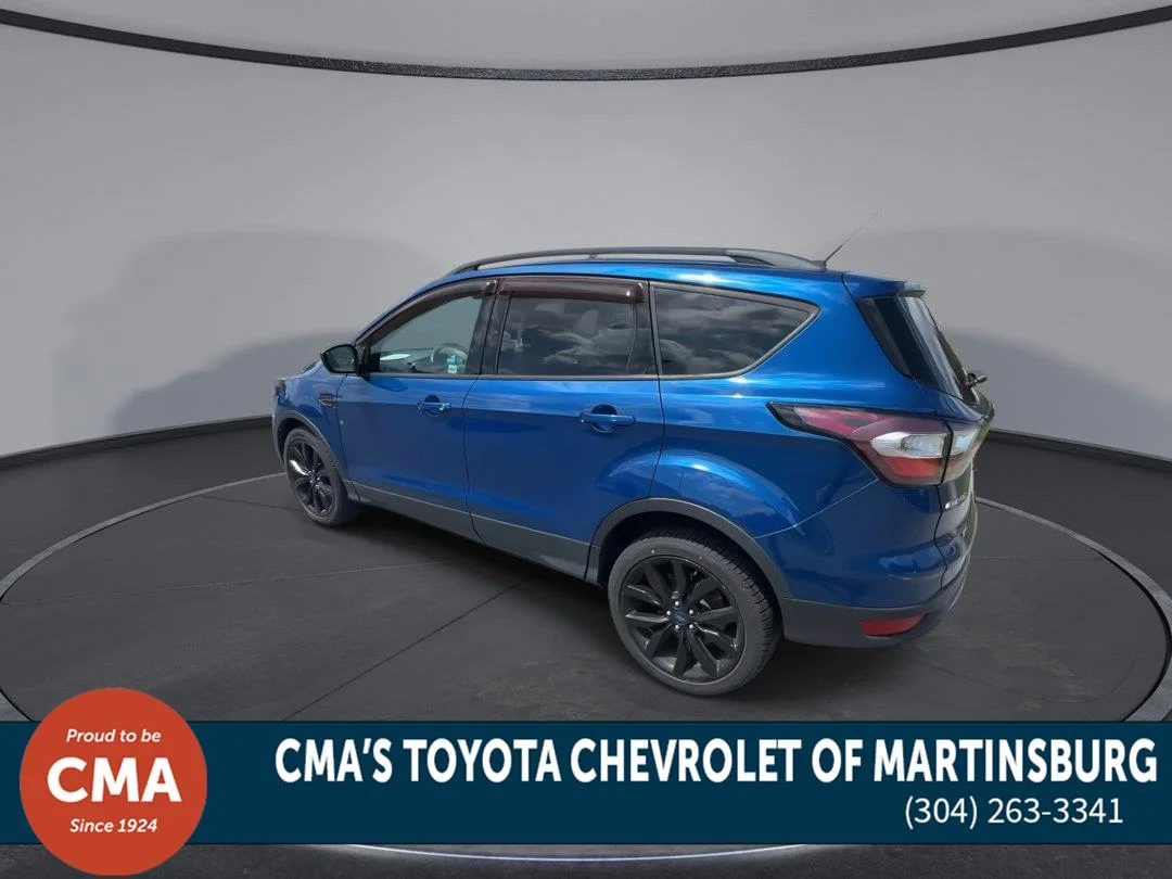 Used 2017 Lightning Blue Ford SE image 6