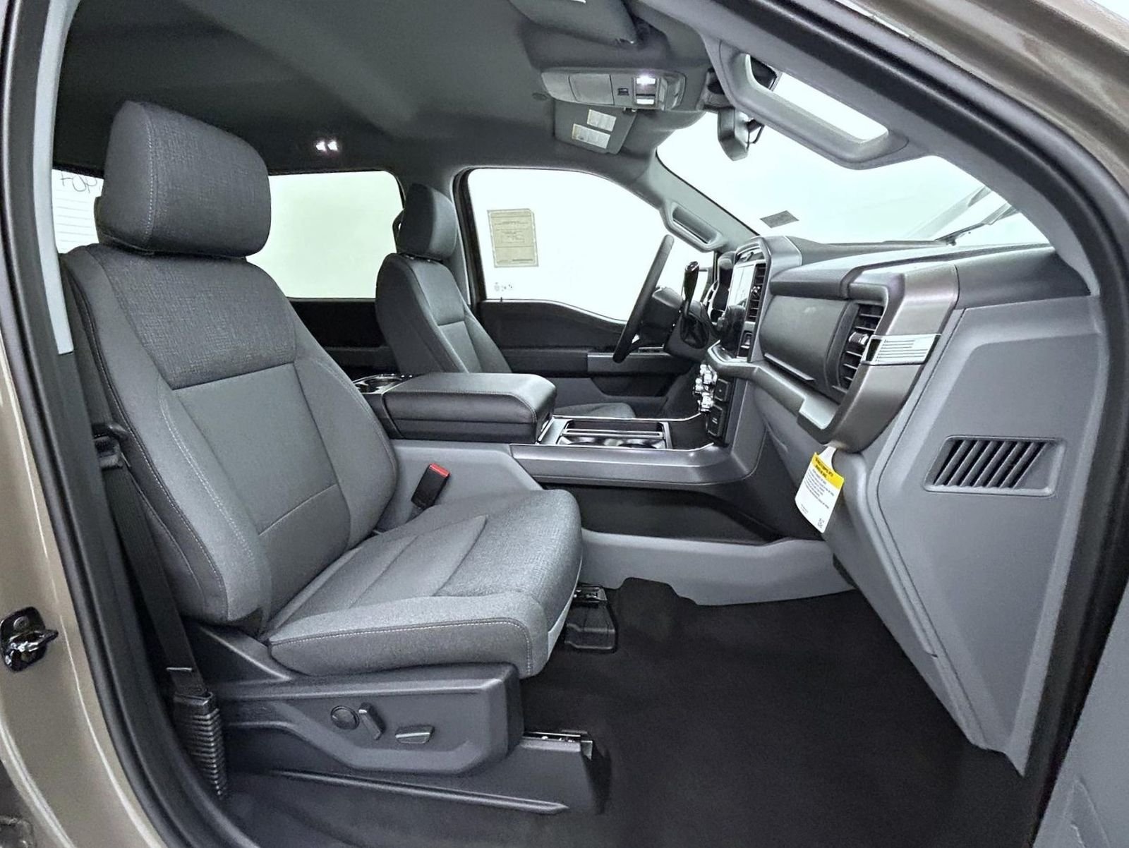 New 2026 Marsh Gray Ford XLT image 15
