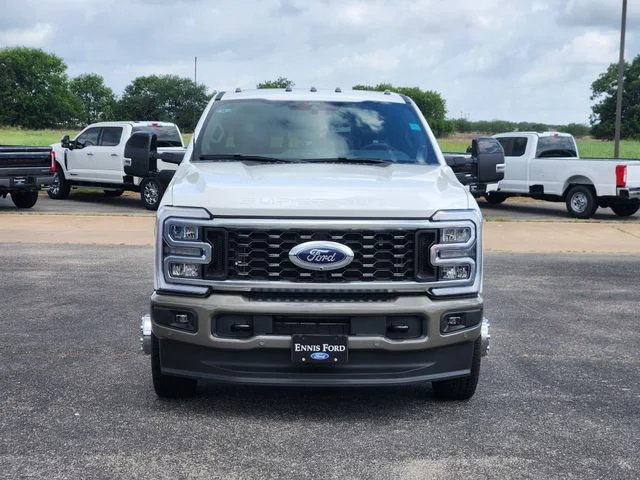 New 2026 Star White Metallic Tri-Coat Ford F-350® King Ranch® image 2