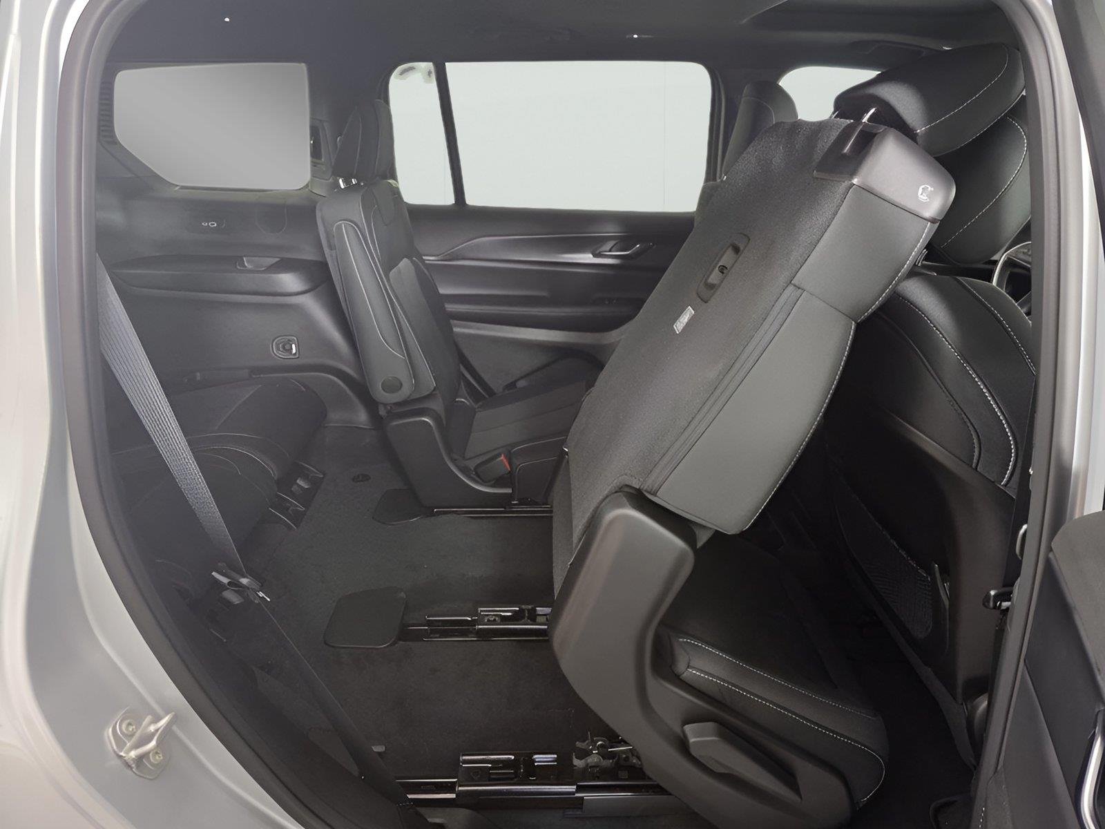 2025 Jeep Grand Cherokee L Laredo - Photo 21