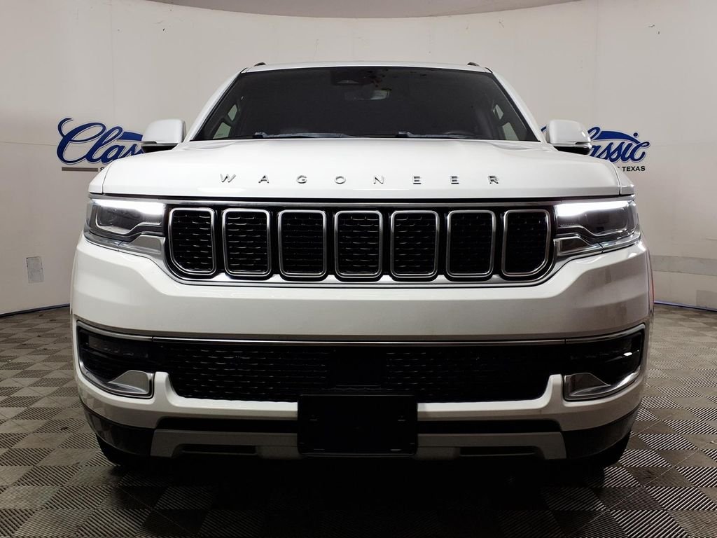 Used 2022 White Jeep Series II image 3