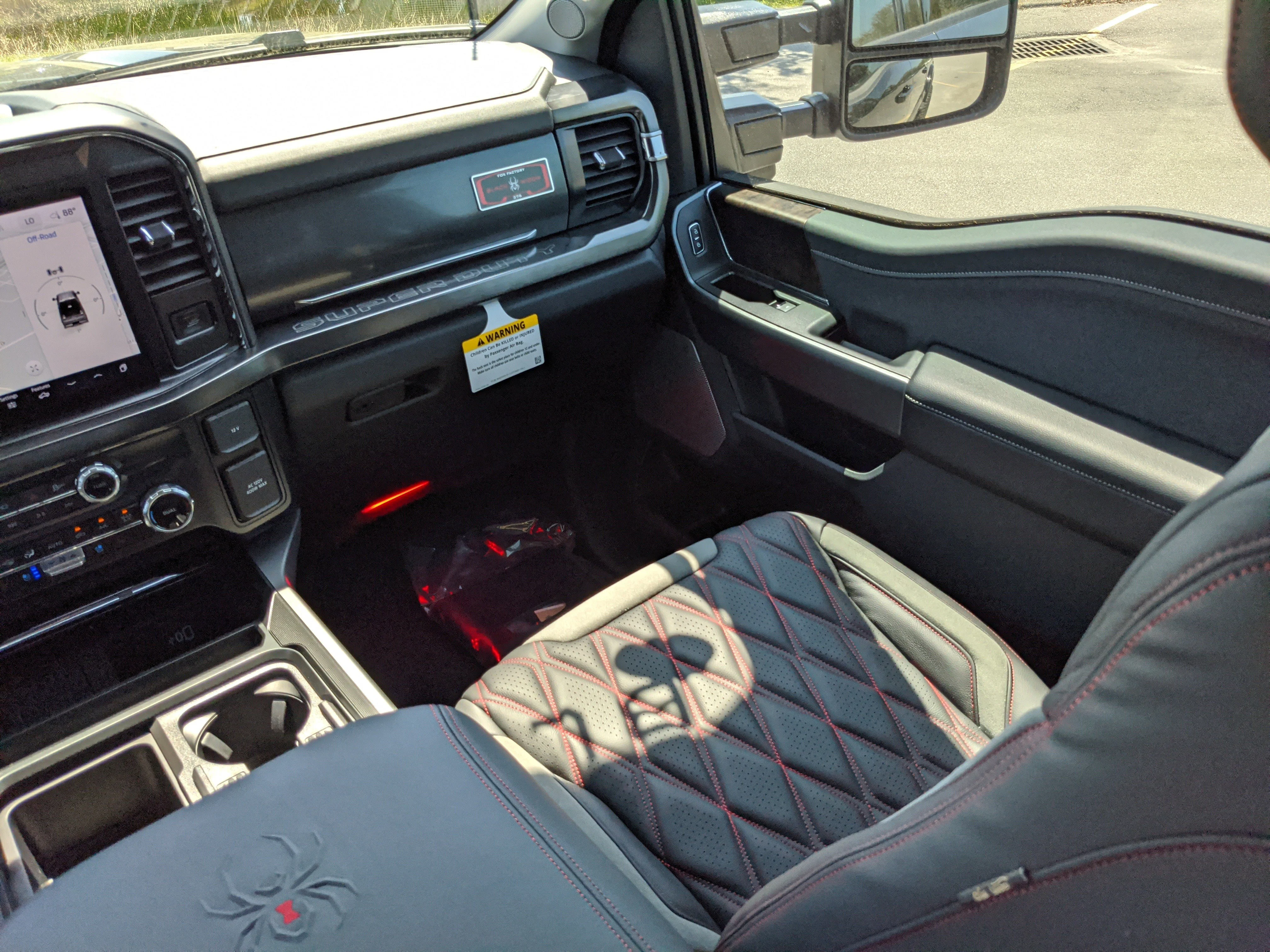 New 2026 Agate Black Metallic Ford F-250® Lariat® image 15