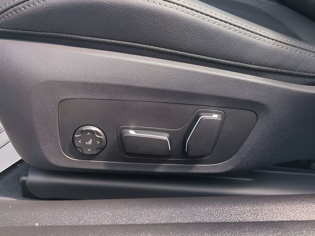 2026 BMW 4 Series 430i - Photo 19