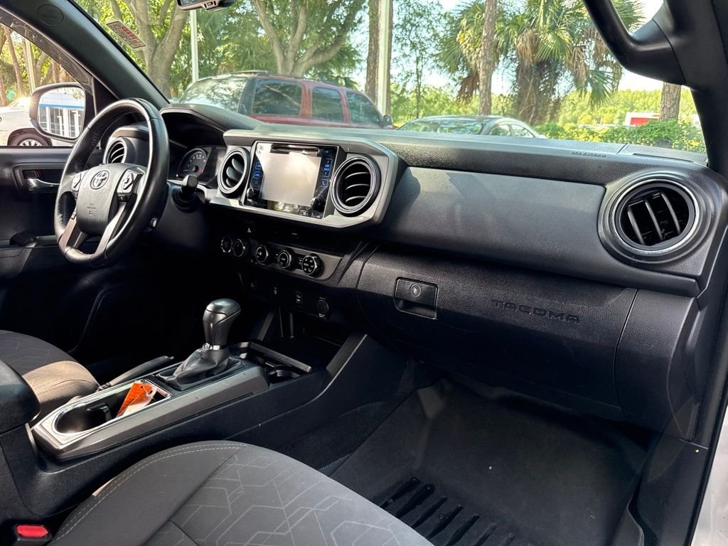 Used 2017 Silver Toyota TRD Off-Road image 16