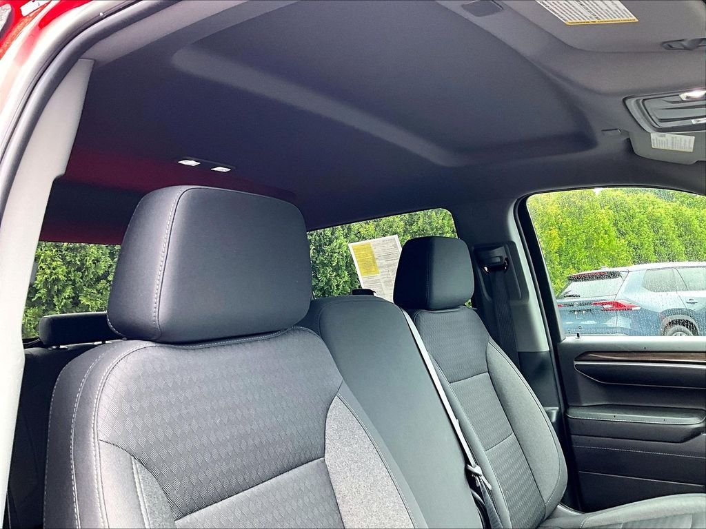 Used 2022 Red Chevrolet LT image 22
