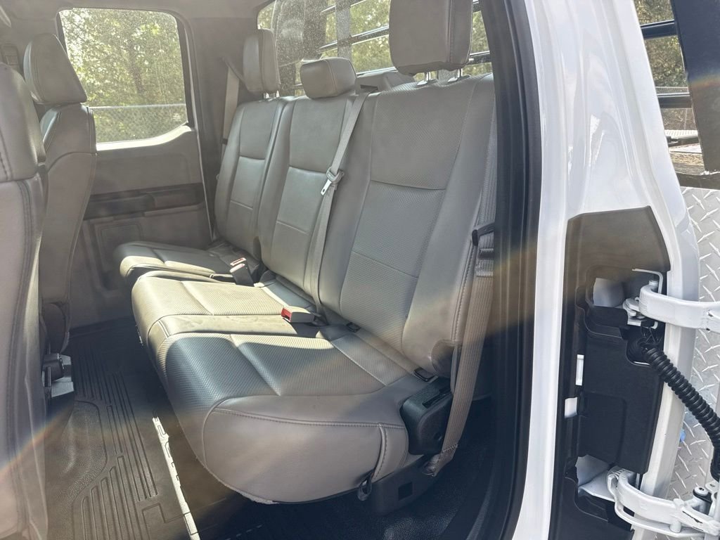 Used 2019 Oxford White Ford XL image 33