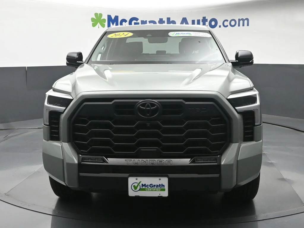 Used 2024  Toyota Limited image 6