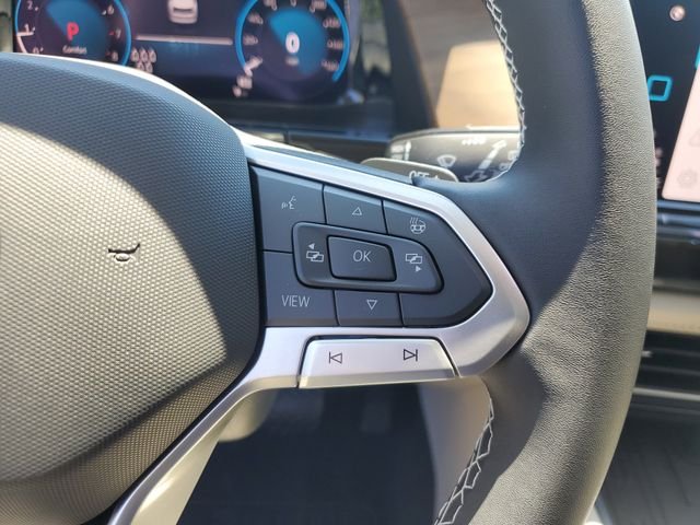 New 2026 White Volkswagen SE image 26