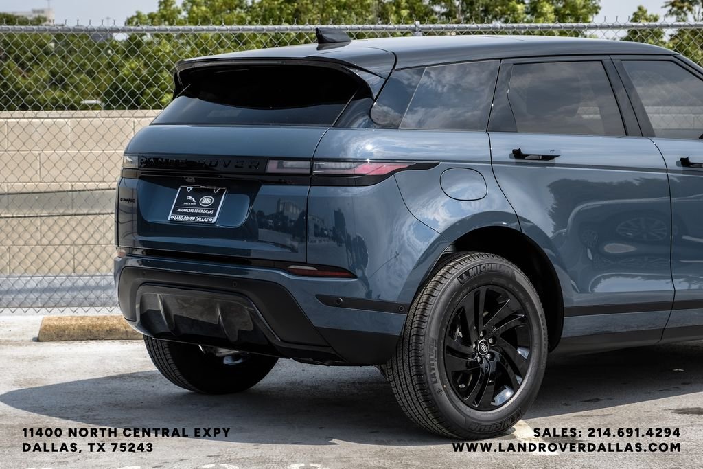 New 2026 Tribeca Blue Metallic Land Rover S image 9